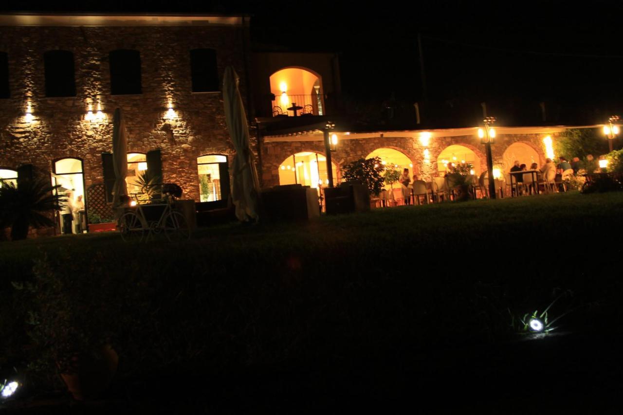 Villa Govi Diano Castello Exterior photo